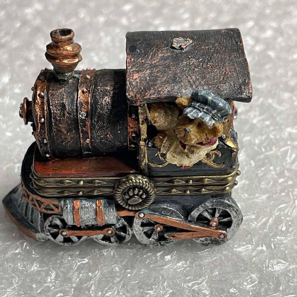 Boyds Treasure Box Casey’s Steam Engine w/Toot McNibble